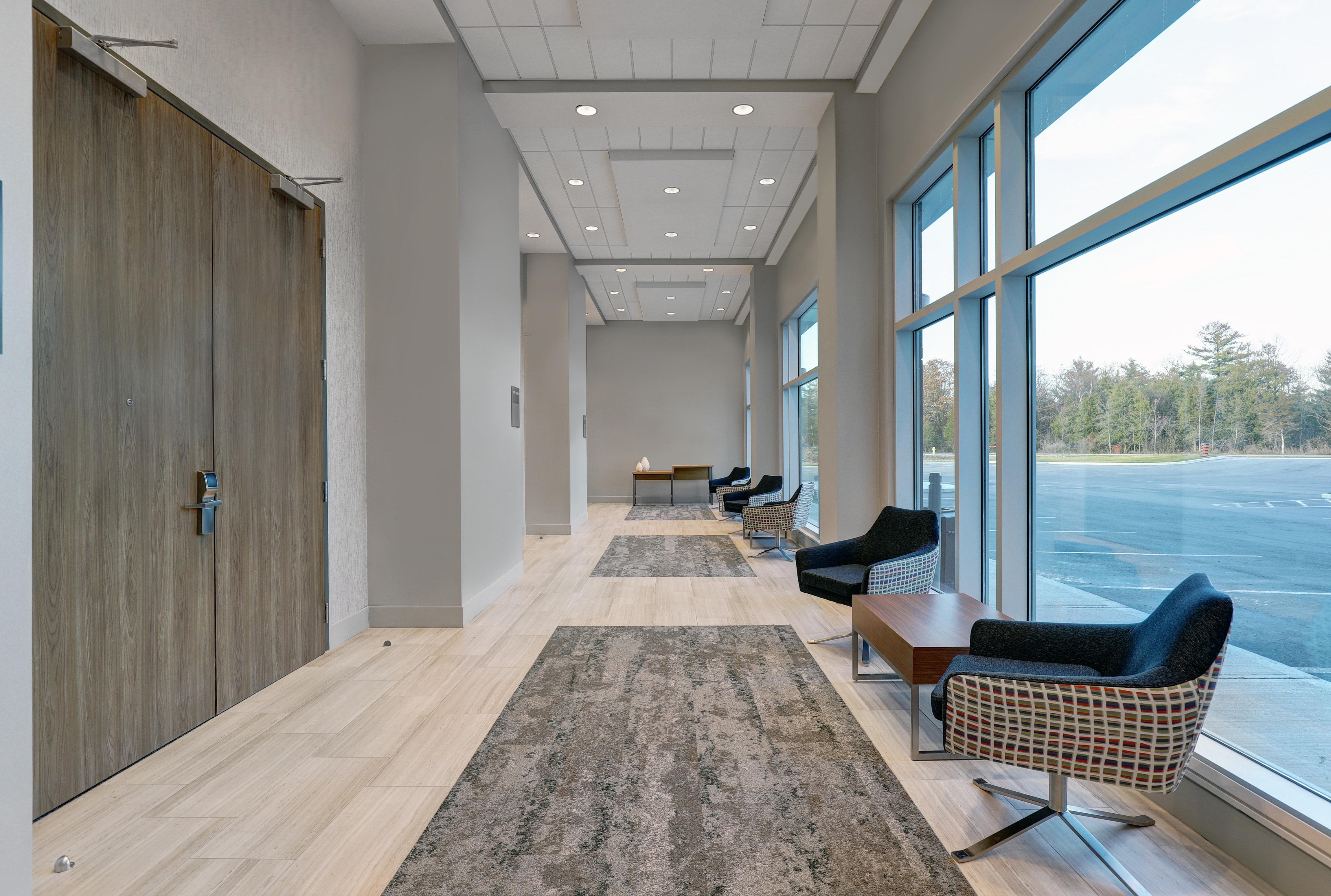 Holiday Inn Express - Kingston West By Ihg Экстерьер фото